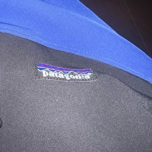 Patagonia men’s medium soft shell. Good condition. Blue and black. - Picture 15 of 15